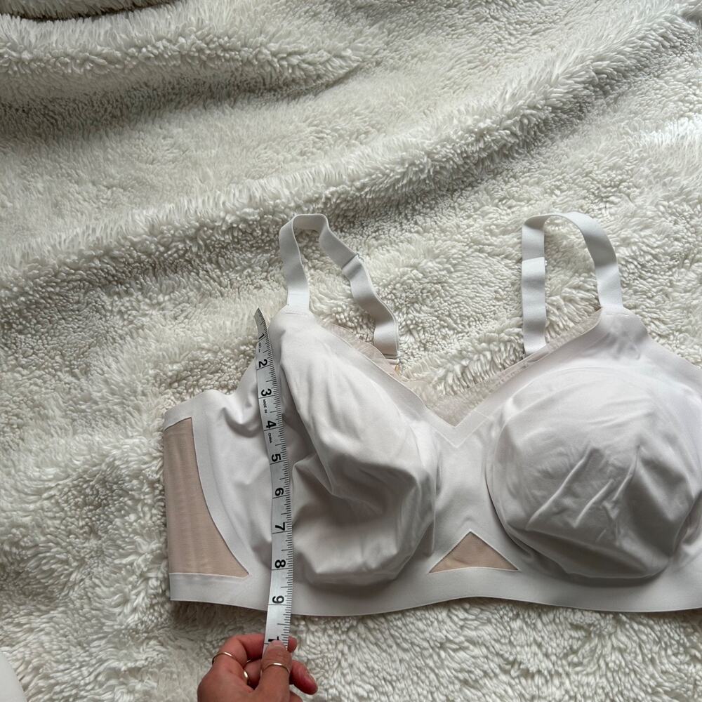 Honey Love Crossover Wireless Seamless Bra Womens Sz 3XL White Comfort Casual - Picture 3 of 5